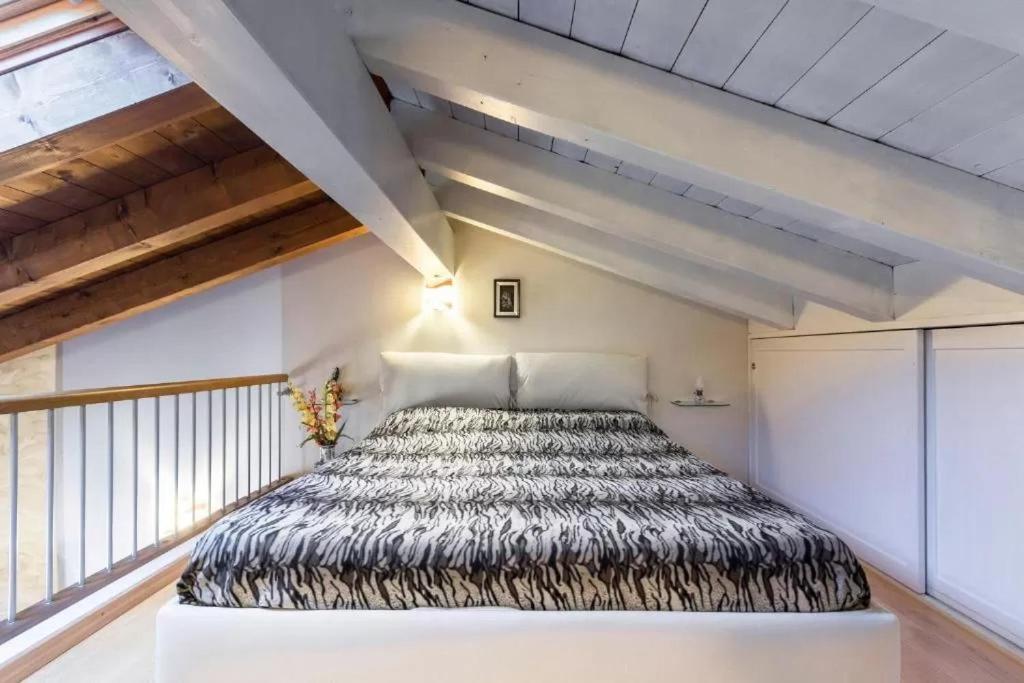 Casa Vacanze Rosalba Ferrara di Monte Baldo Ngoại thất bức ảnh